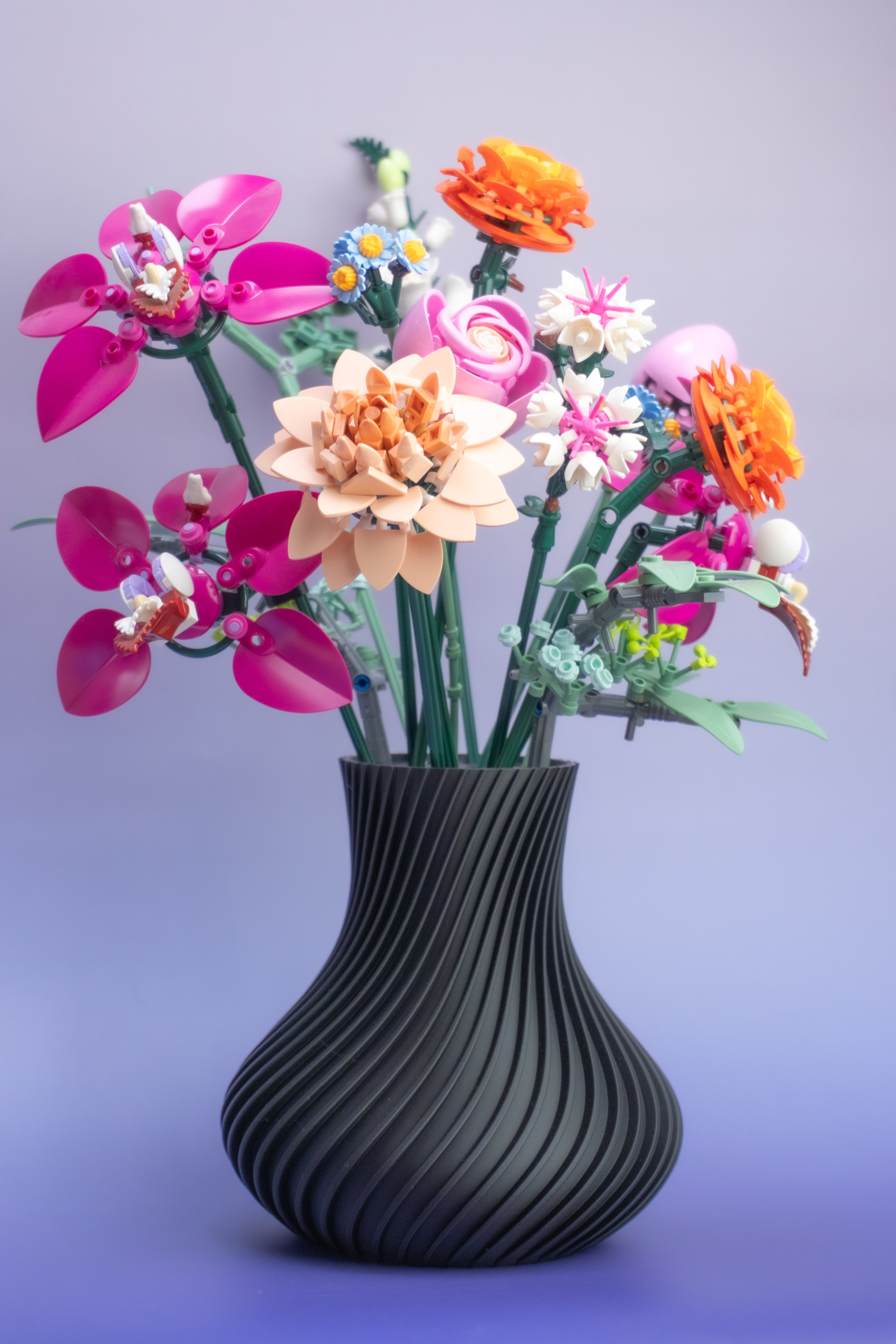Vase with holder for LEGO® Botanical Flowers