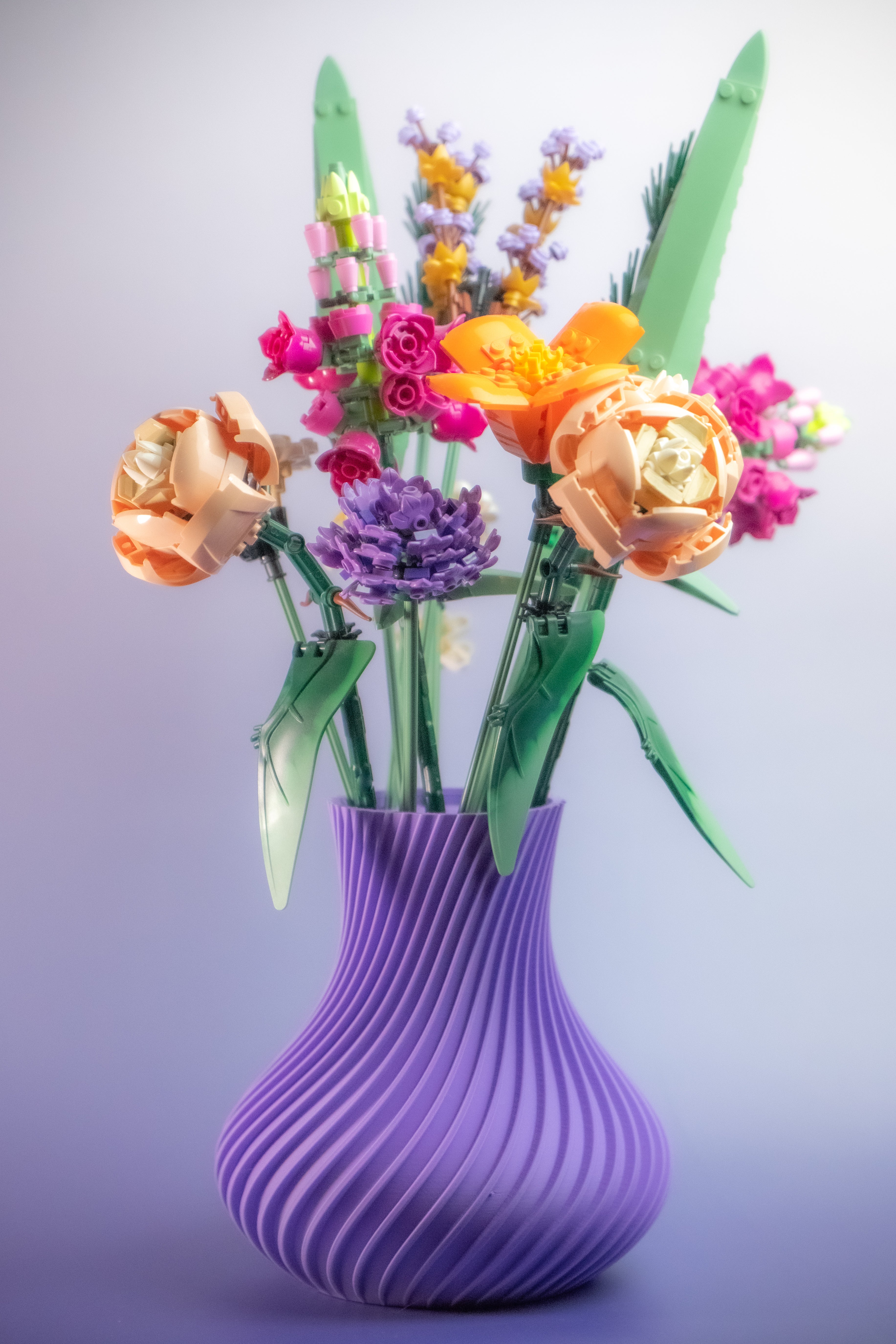 Vase with holder for LEGO® Botanical Flowers