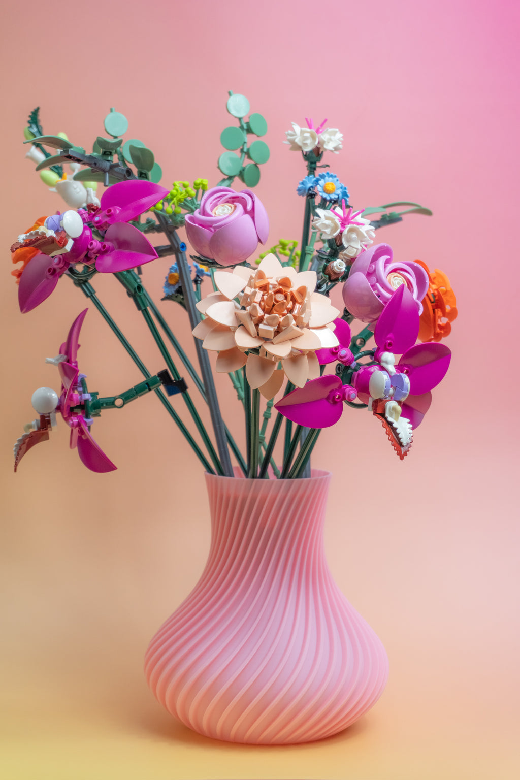Vase with holder for LEGO® Botanical Flowers