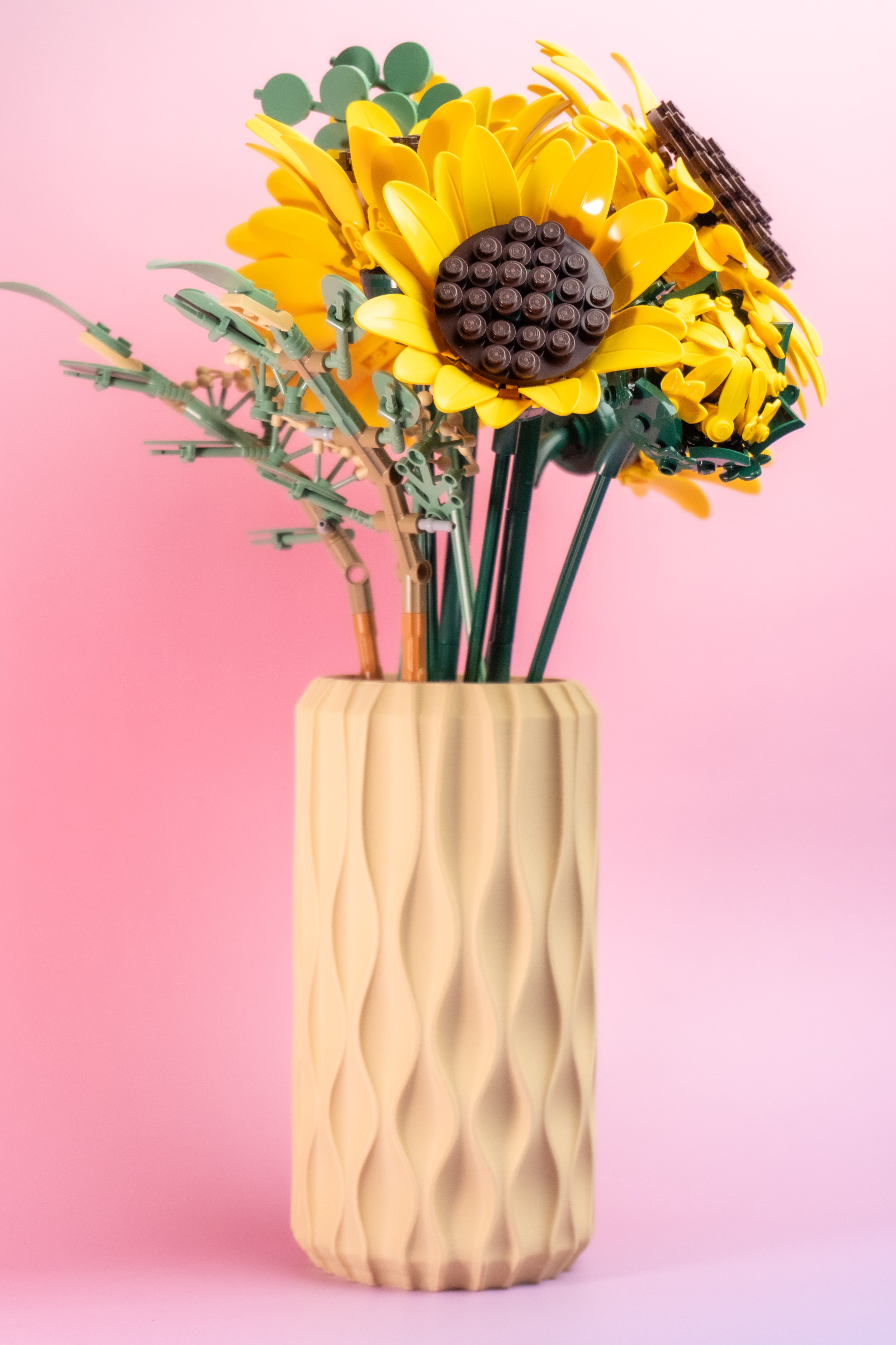 Long Future Vase - with holder for LEGO® Botanical sets